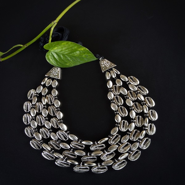 natural and artistic